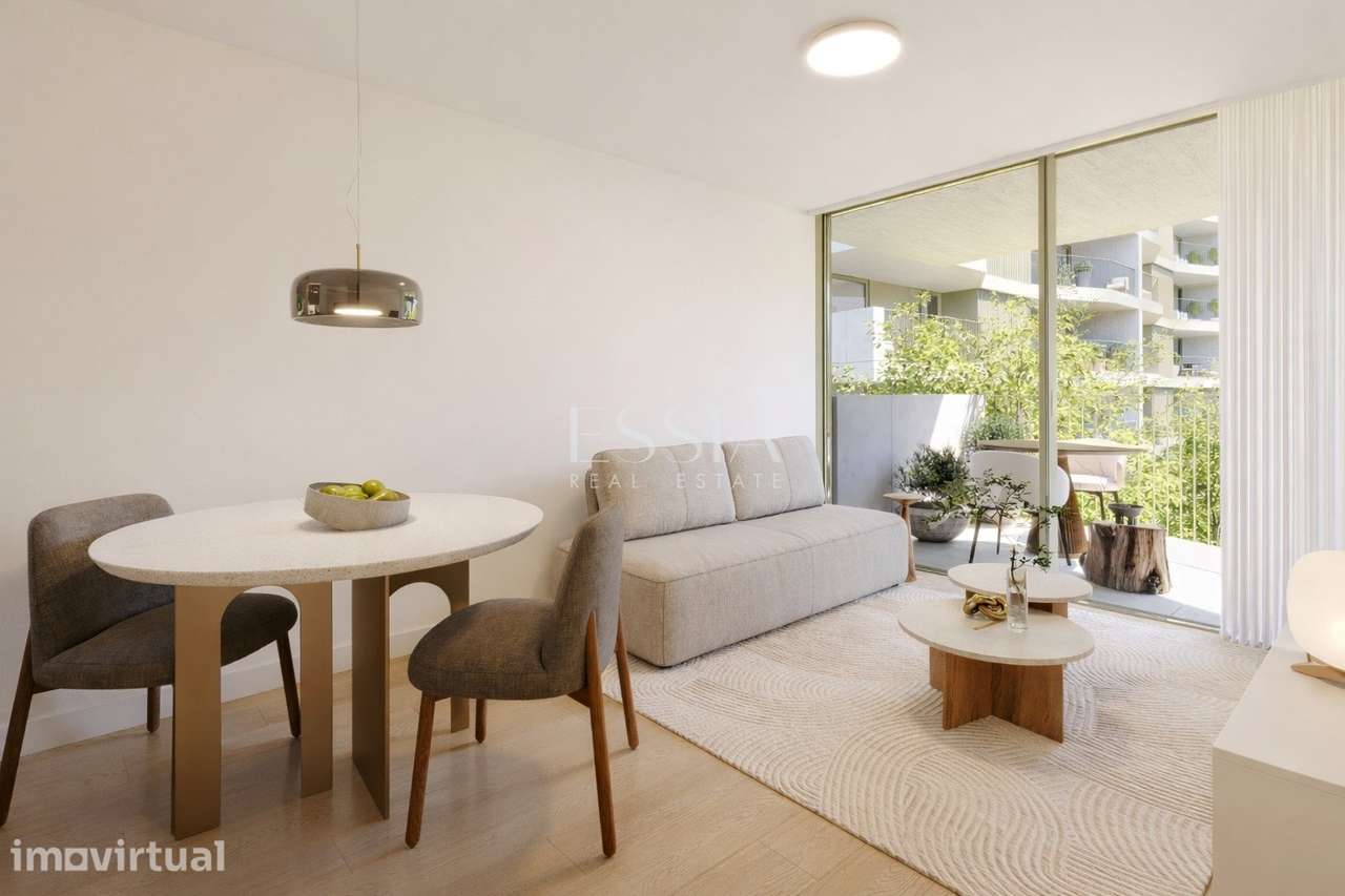 Apartamento T2 com Varanda de 14 m² nos Jardins da Arrábida - Grande imagem: 2/10