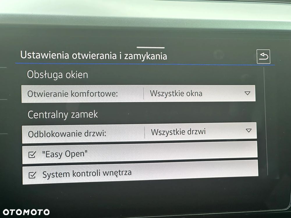 Volkswagen Arteon 2.0 TSI DSG R-Line - 38