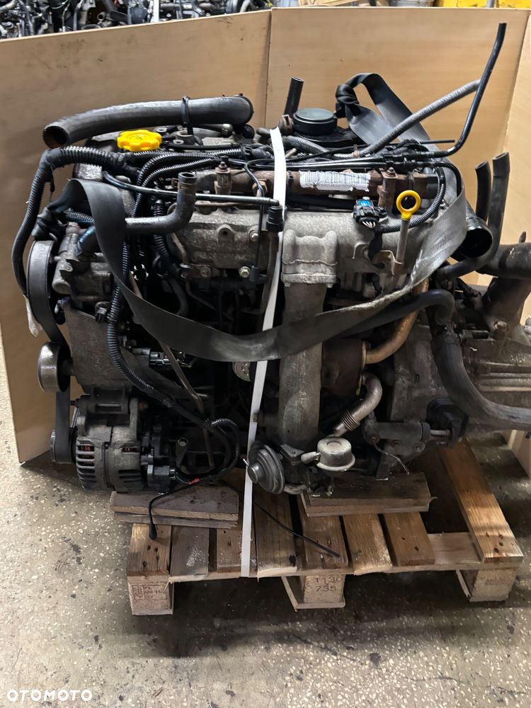 Silnik LDV Maxus Chrysler Voyager 2.5 crd  R2516C vmr425 film video - 8
