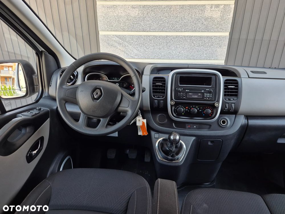 Renault TRAFIC BRYGADÓWKA 6 MIEJSC - 8