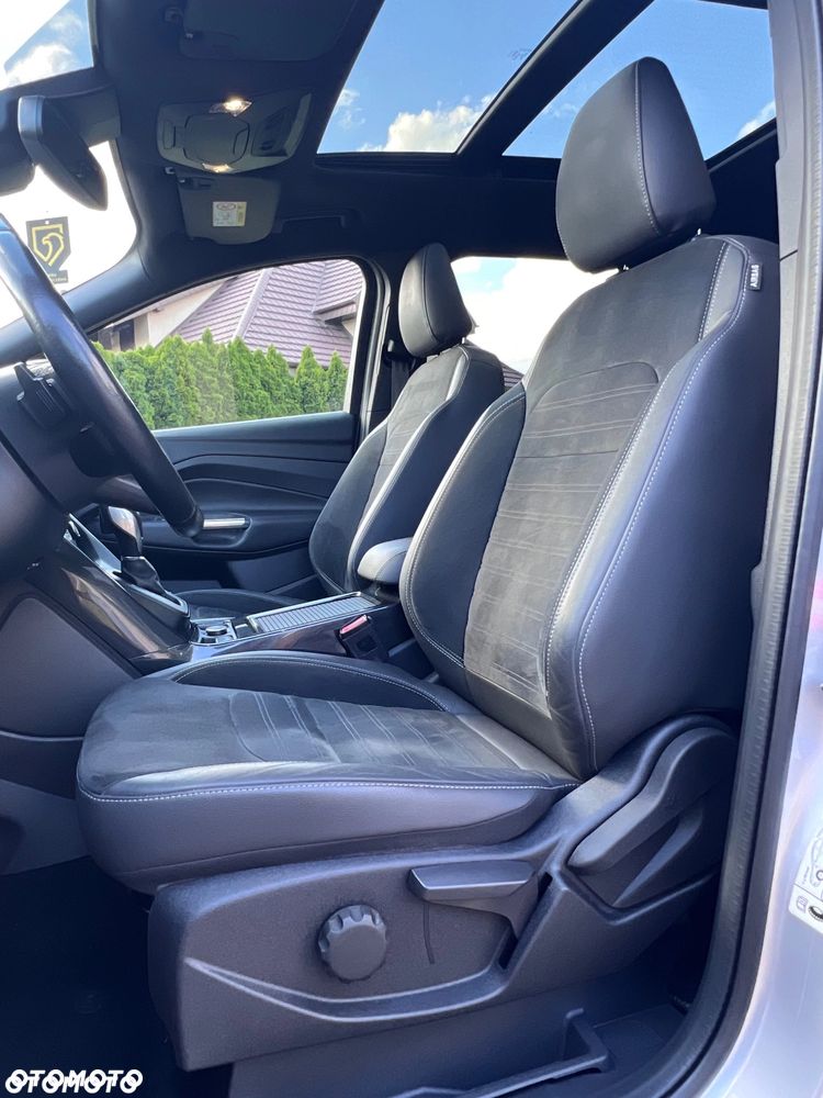 Ford Kuga 2.0 TDCi AWD ST-Line - 26
