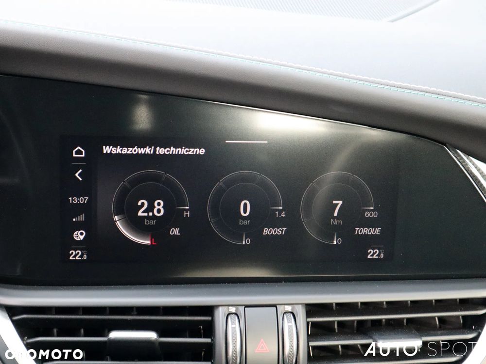 Alfa Romeo Giulia 2.9 Bi Turbo V6 Quadrifoglio - 35