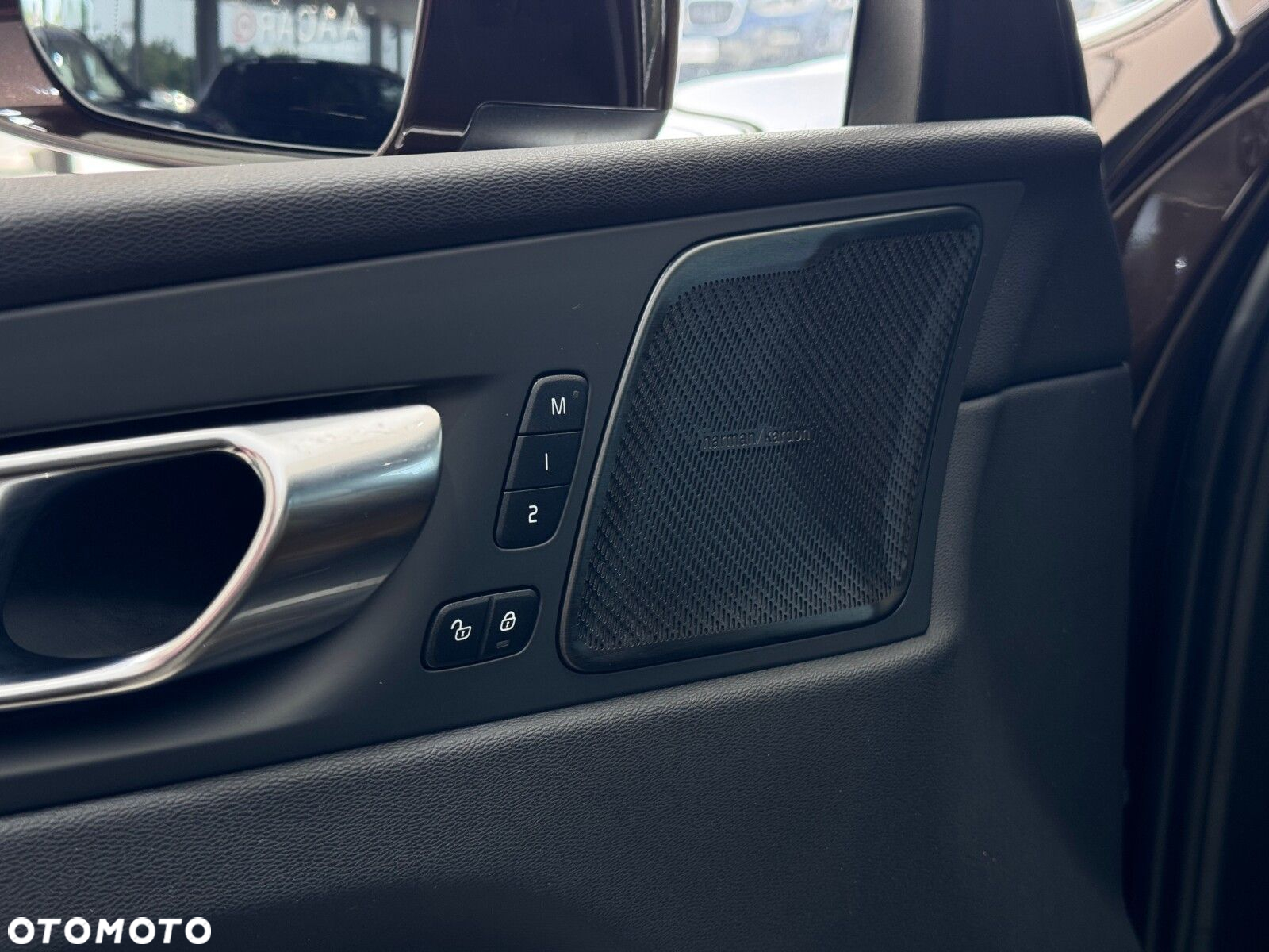 Volvo XC 60 - 22