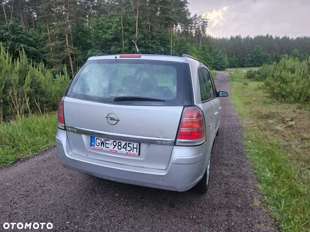 Opel Zafira - 4