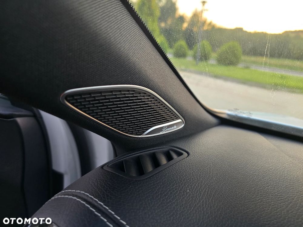 Mercedes-Benz Klasa A 45 S AMG 4-Matic 8G-DCT - 33