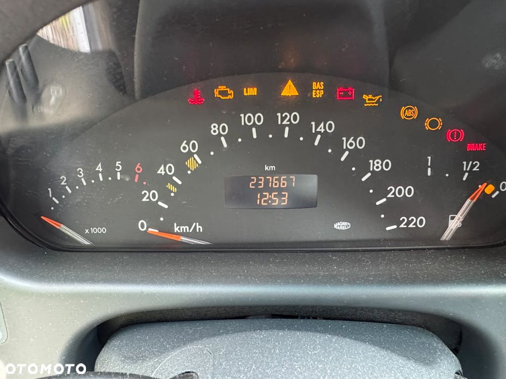 Mercedes-Benz Vaneo 1.9 Ambiente - 18