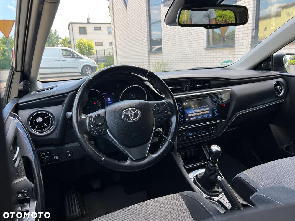 Toyota Auris 1.2 Turbo Edition S+ - 25