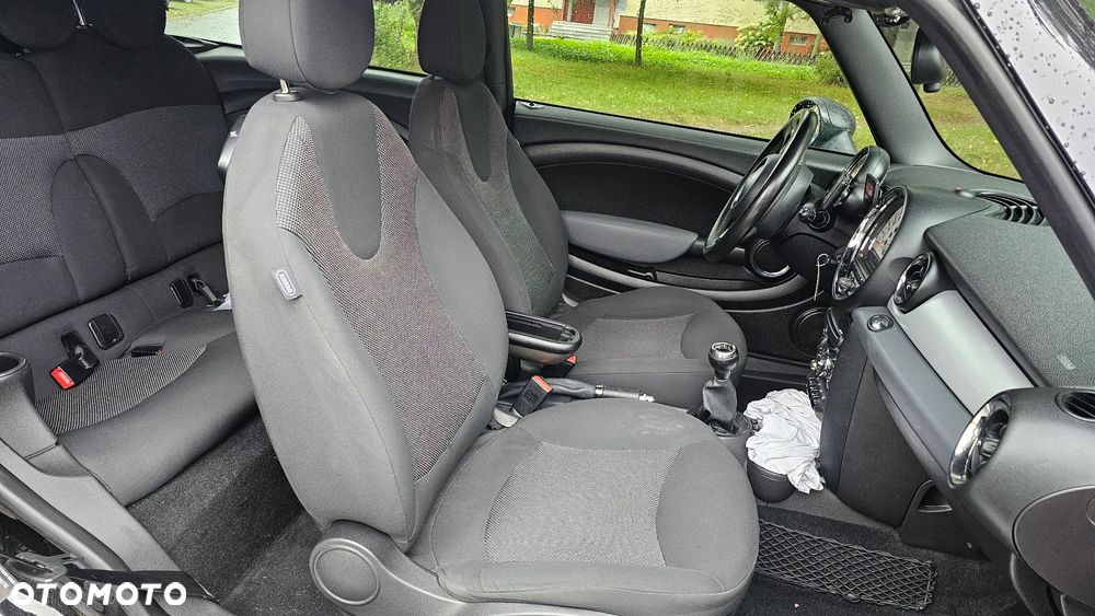 MINI Countryman One D - 20