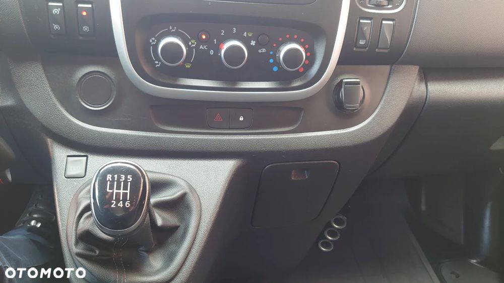 Renault Trafic - 7