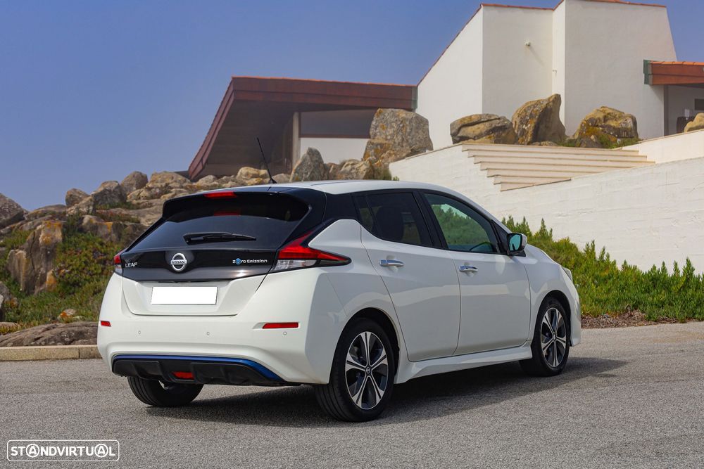 Nissan Leaf - 9