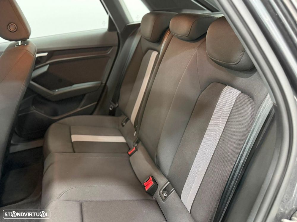 Audi A3 Sportback 30 TFSI Advanced S tronic - 6