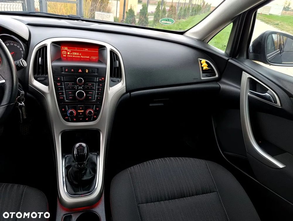 Opel Astra 1.4 Turbo Design Edition - 20