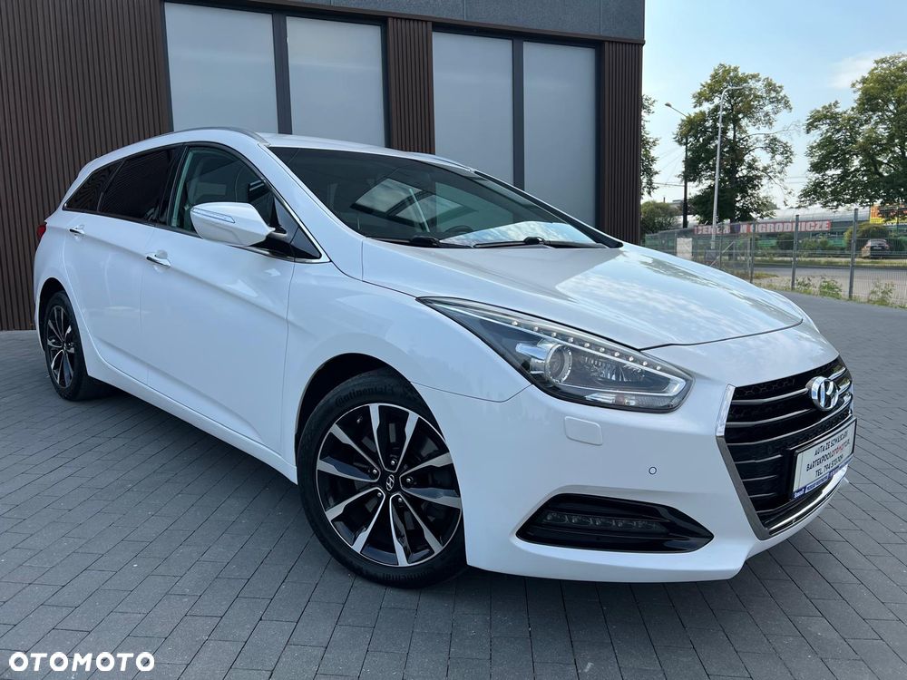 Hyundai i40 Kombi blue 1.7 CRDi DCT Premium - 2