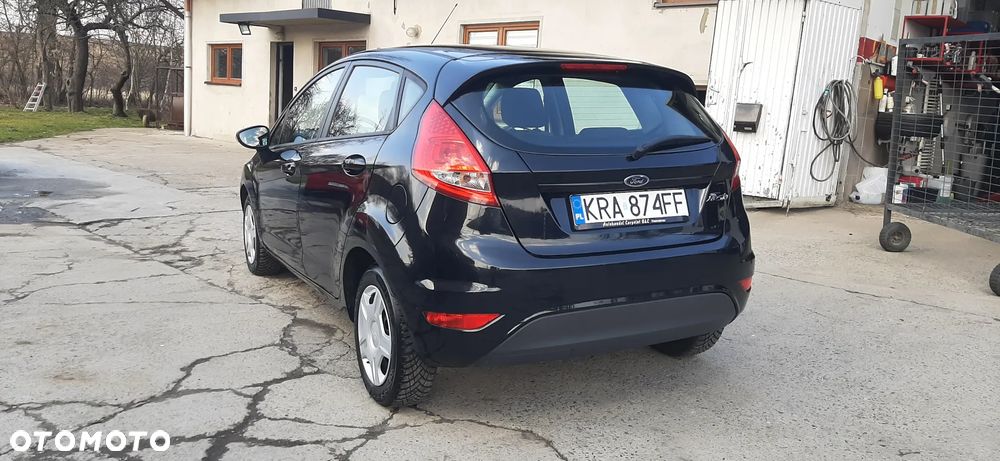 Ford Fiesta - 19