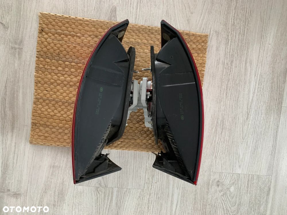 LAMPA LEWY TYŁ SKODA OCTAVIA II KOMBI LIFT lub lampa prawy tył  1Z9945095A  1Z9945096A - 10