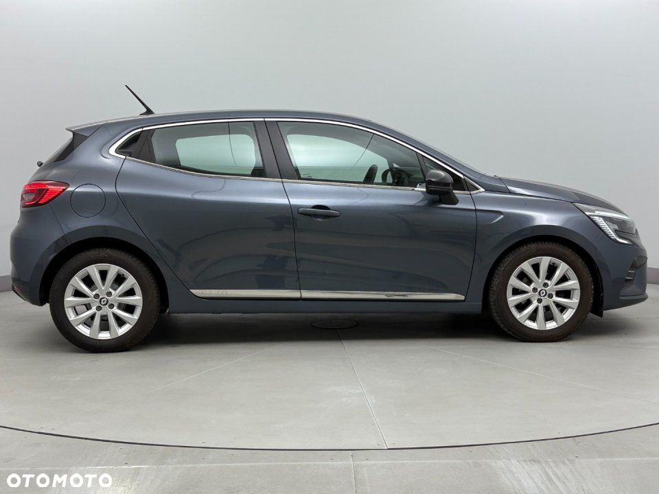 Renault Clio - 6