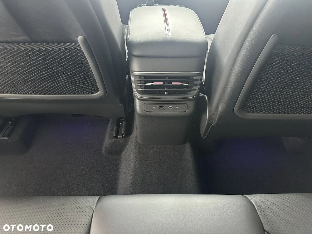 Hongqi HS3 1.5T FWD - 13