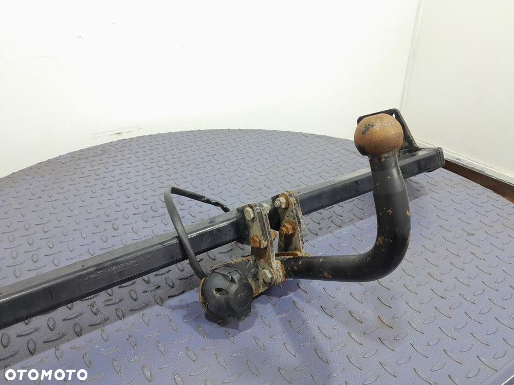 HYUNDAI I30 I LIFT KOMBI HAK HOLOWNICZY DO PRZYCZEPY 7 PIN - 3