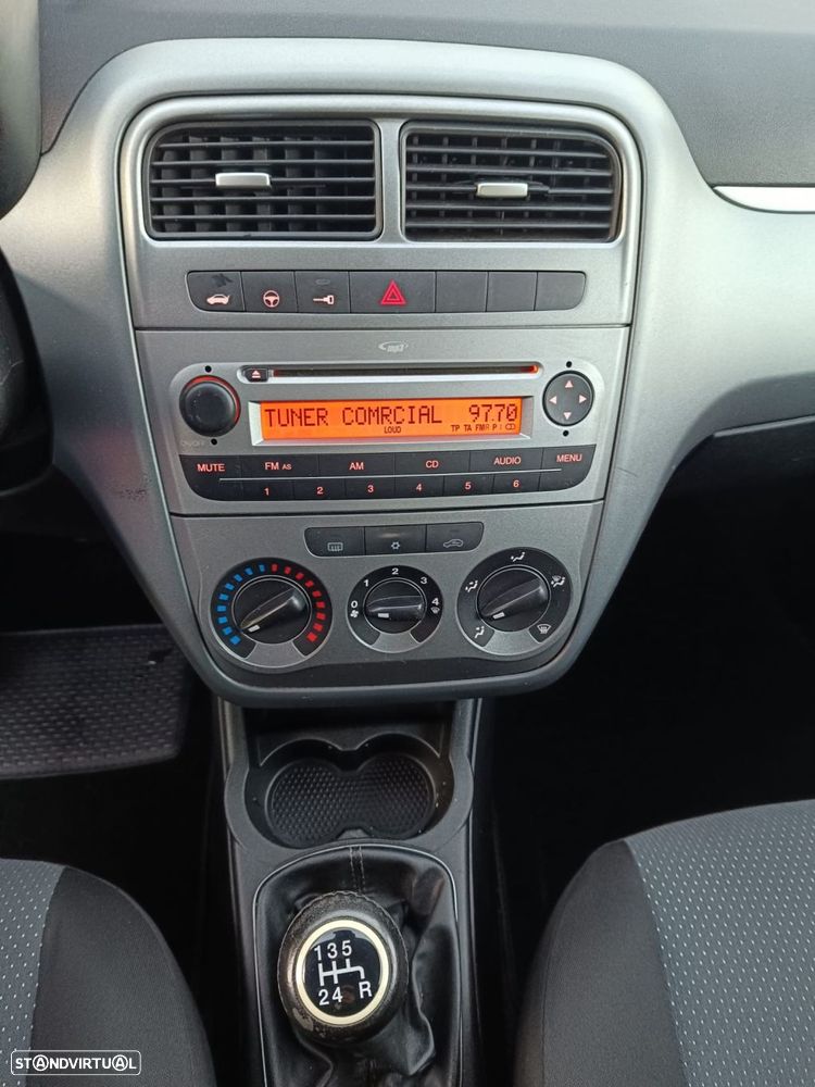 Fiat Grande Punto - 14