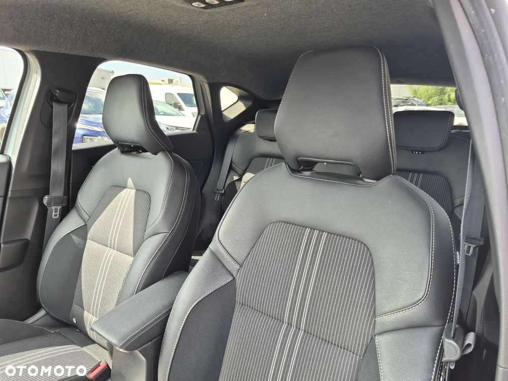 Renault Captur 1.6 E-TECH Full Hybrid 145 E-Tech Engineered - 11