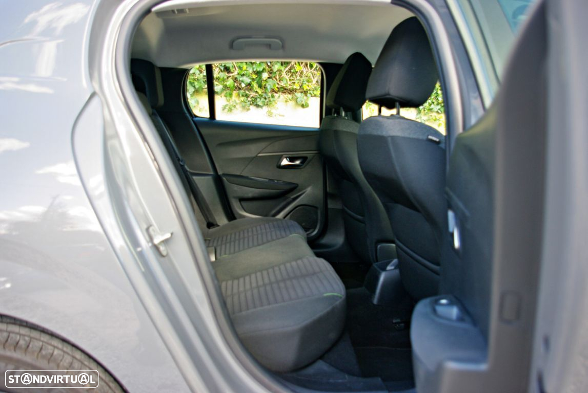 Peugeot 208 1.2 PureTech Active - 23