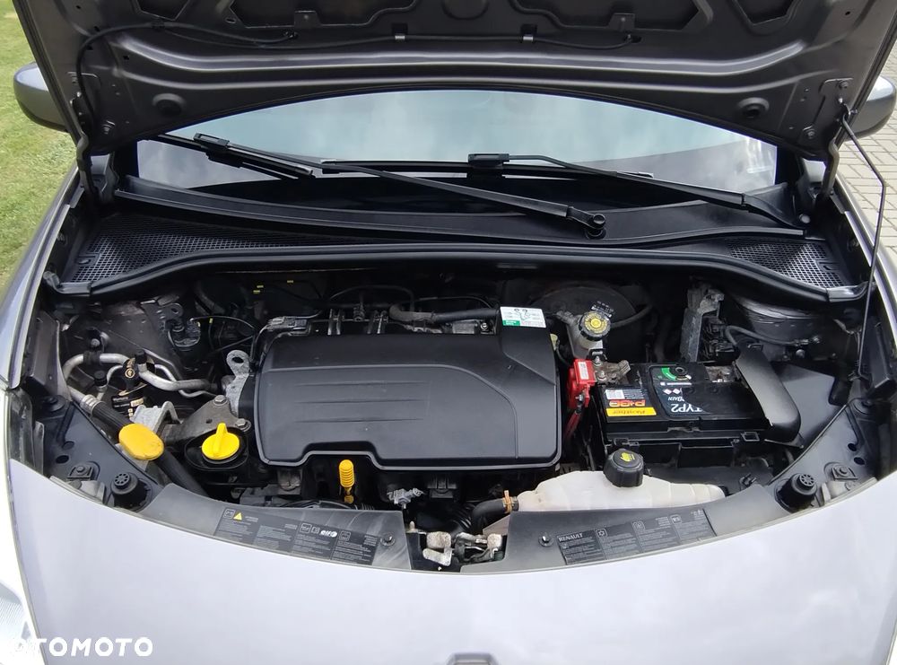 Renault Clio 1.2 16V 75 Dynamique - 21