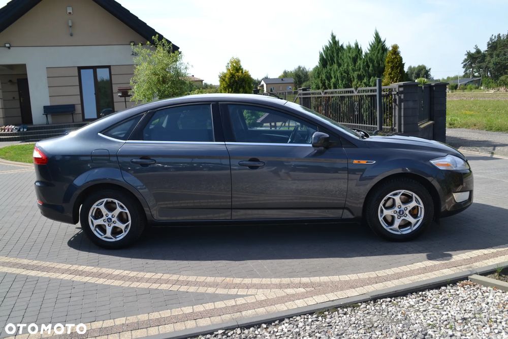 Ford Mondeo 2.0 Viva Titanium - 16