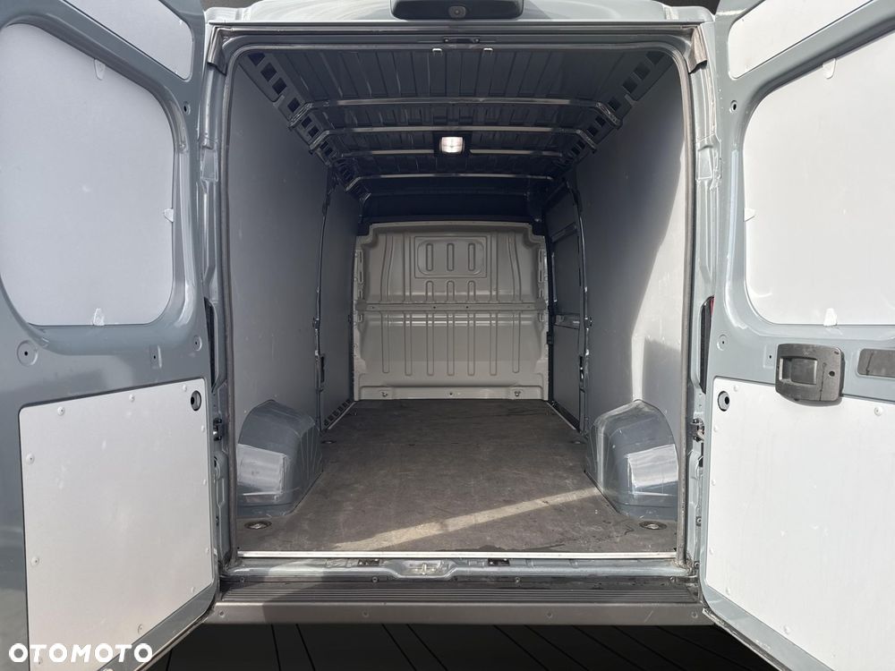 Toyota PROACE MAX - 25