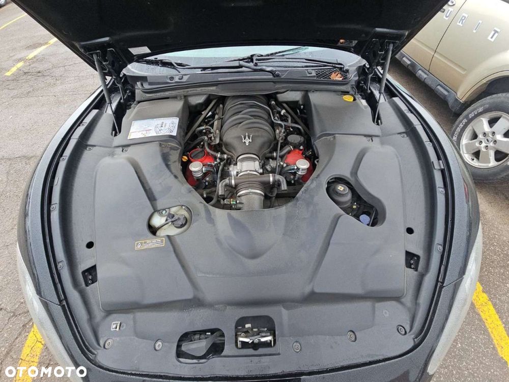 Maserati GranTurismo - 8