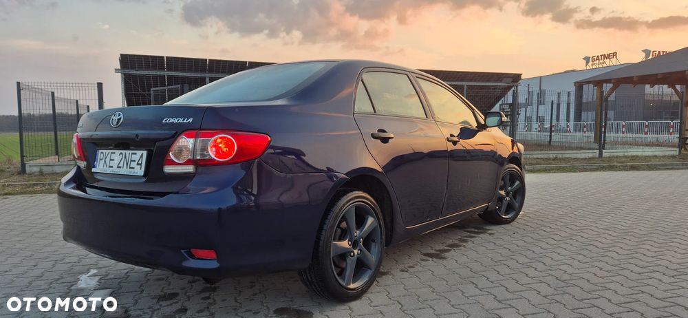 Toyota Corolla 1.6 Premium - 1