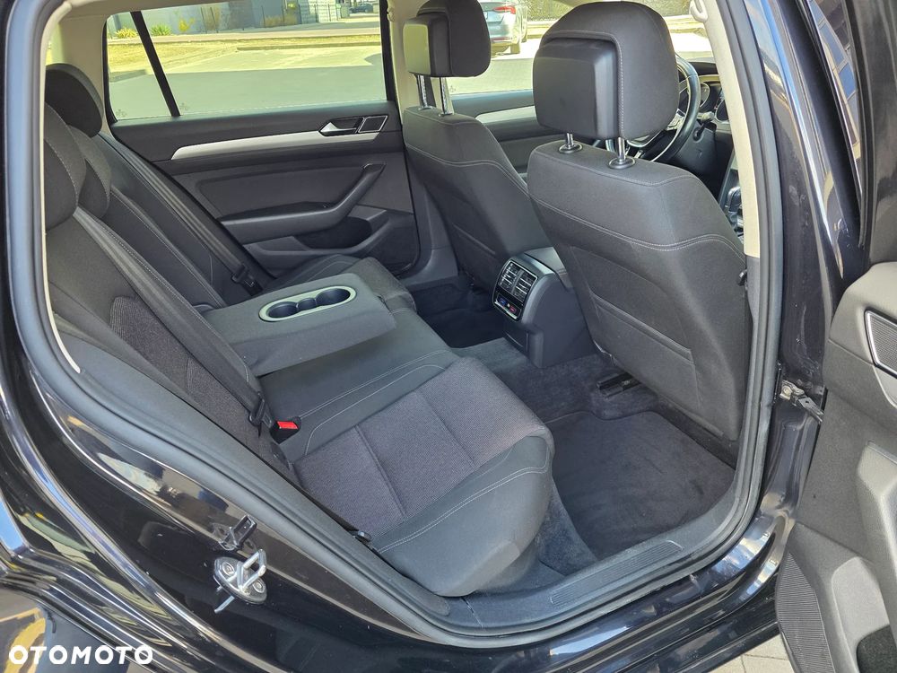 Volkswagen Passat 2.0 TDI BMT Comfortline DSG - 15