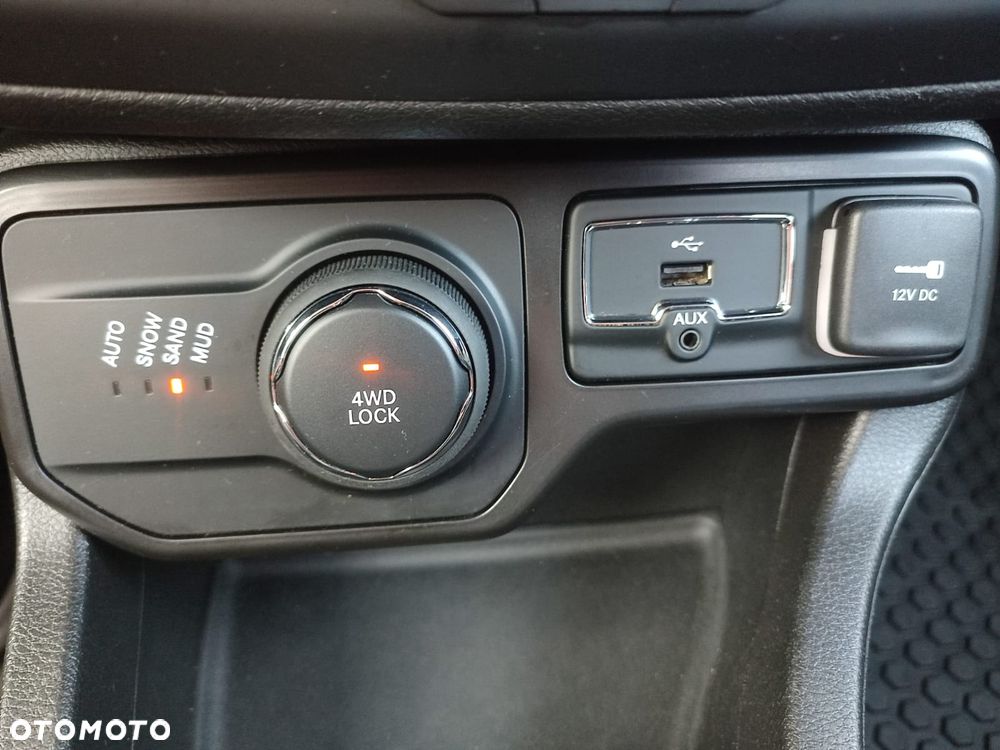 Jeep Renegade - 28