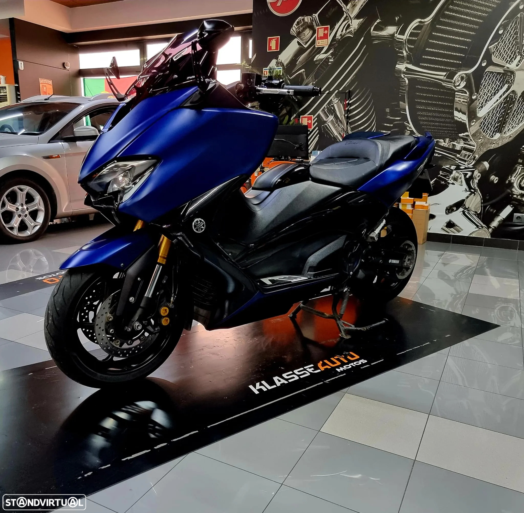 Yamaha TMAX DX - 22