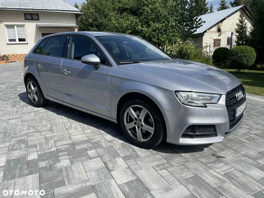 Audi A3 Sportback - 6