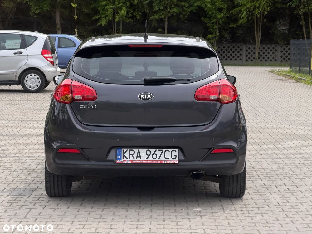 Kia Ceed 1.4 CVVT Attract plus - 33