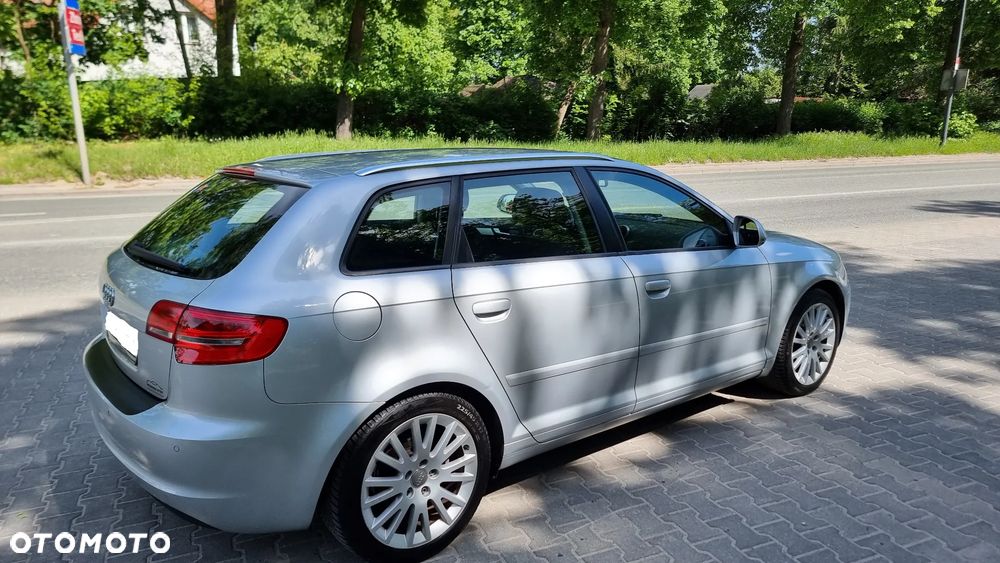 Audi A3 Sportback - 8