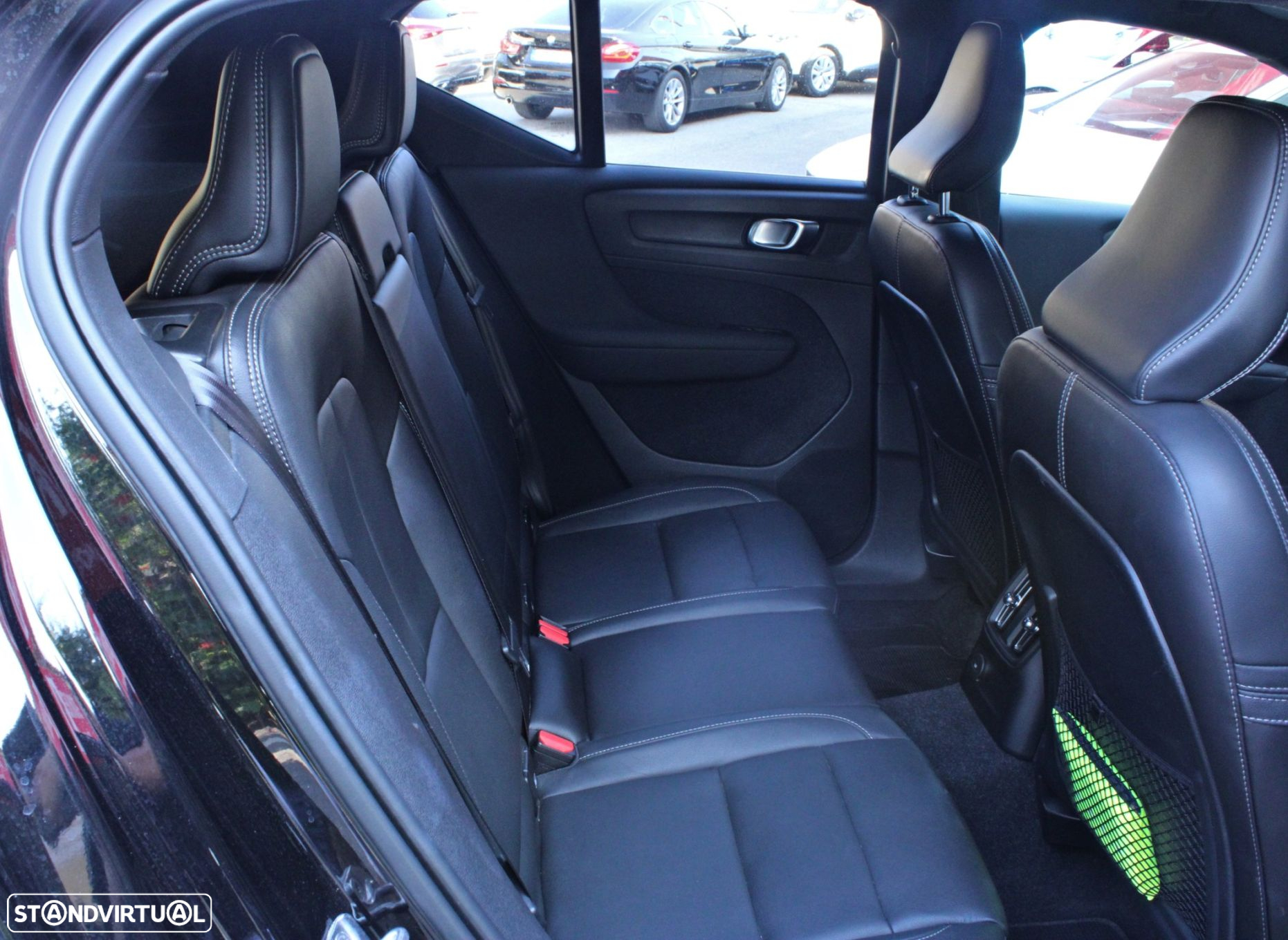 Volvo XC 40 1.5 T5 PHEV Plus Dark - 19