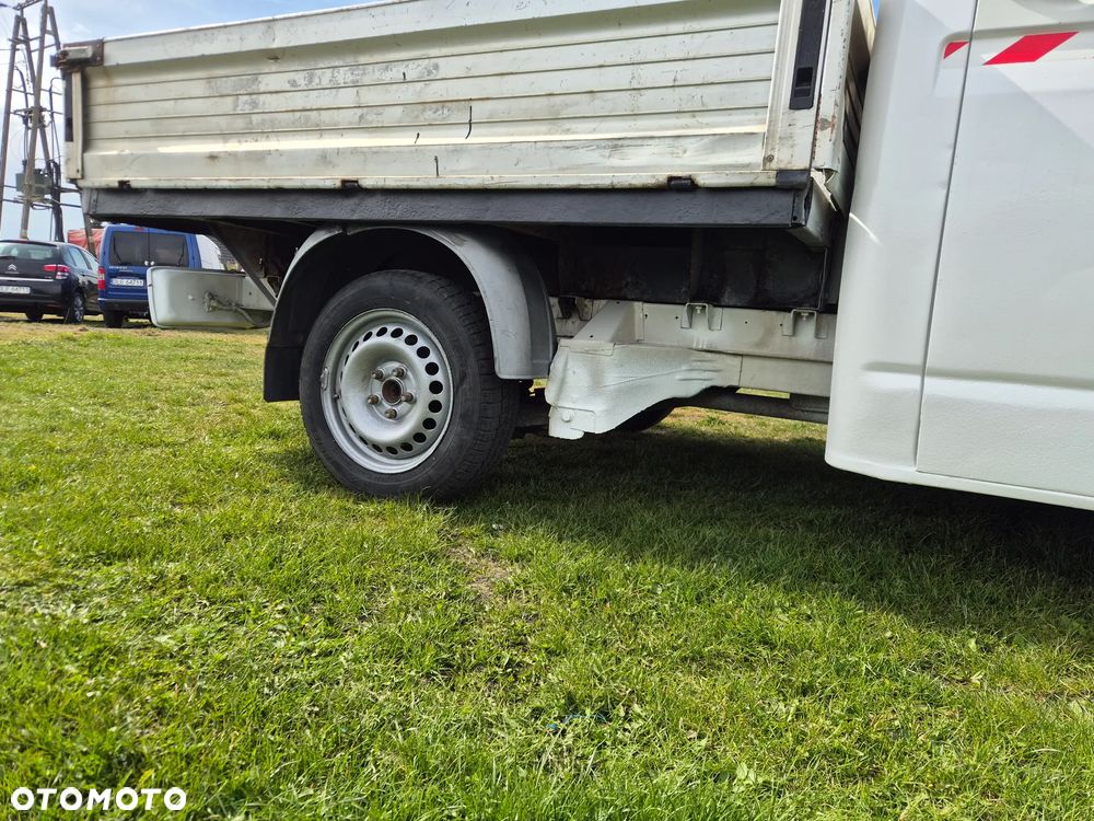 Volkswagen Transporter - 9