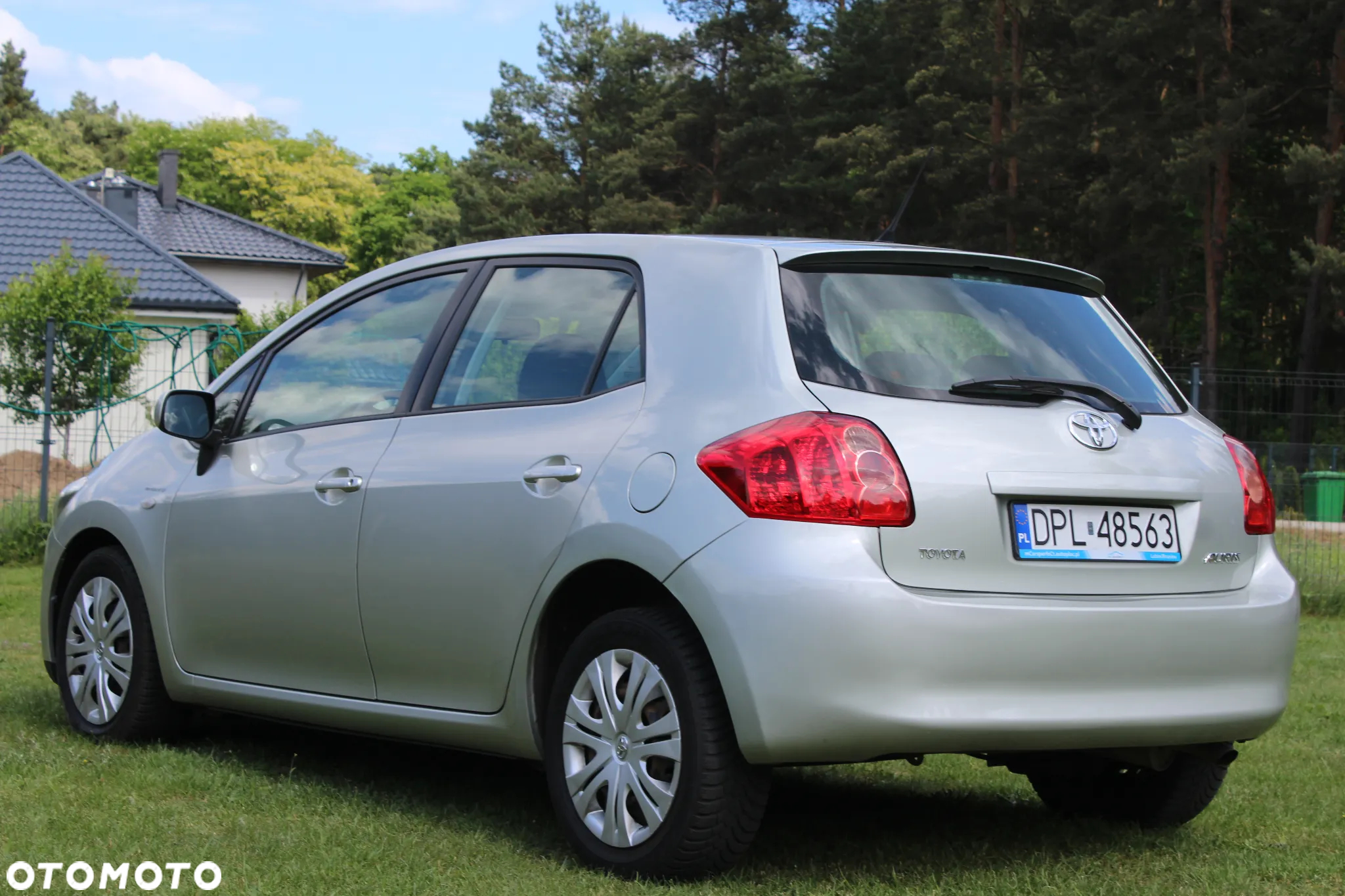 Toyota Auris 1.6 VVT-i Executive - 12