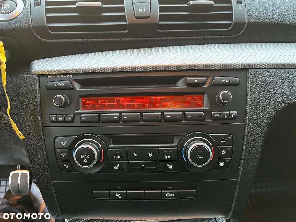 BMW Seria 1 118i - 23