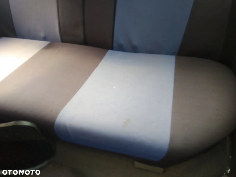 Opel Corsa komplet foteli - 4