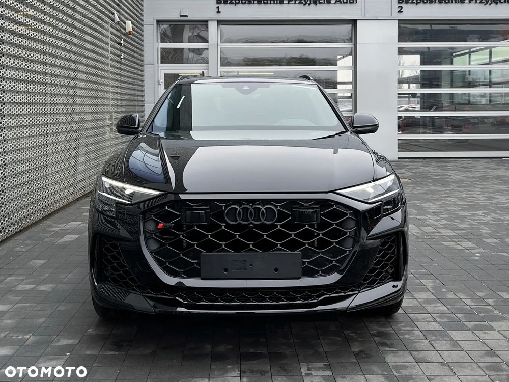 Audi RS Q8 - 4