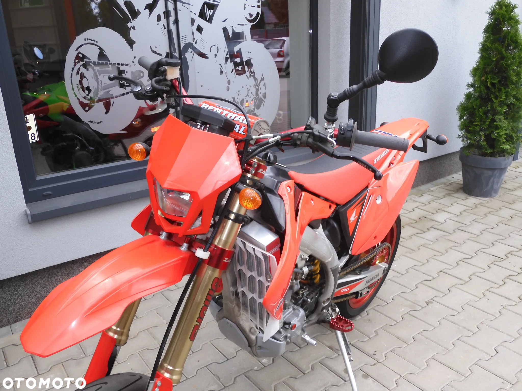 Honda CRF - 17
