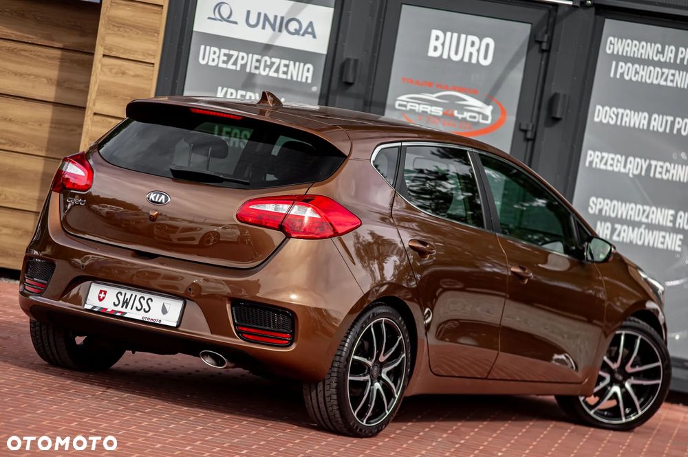Kia Ceed 1.6 GDI DCT Vision - 14