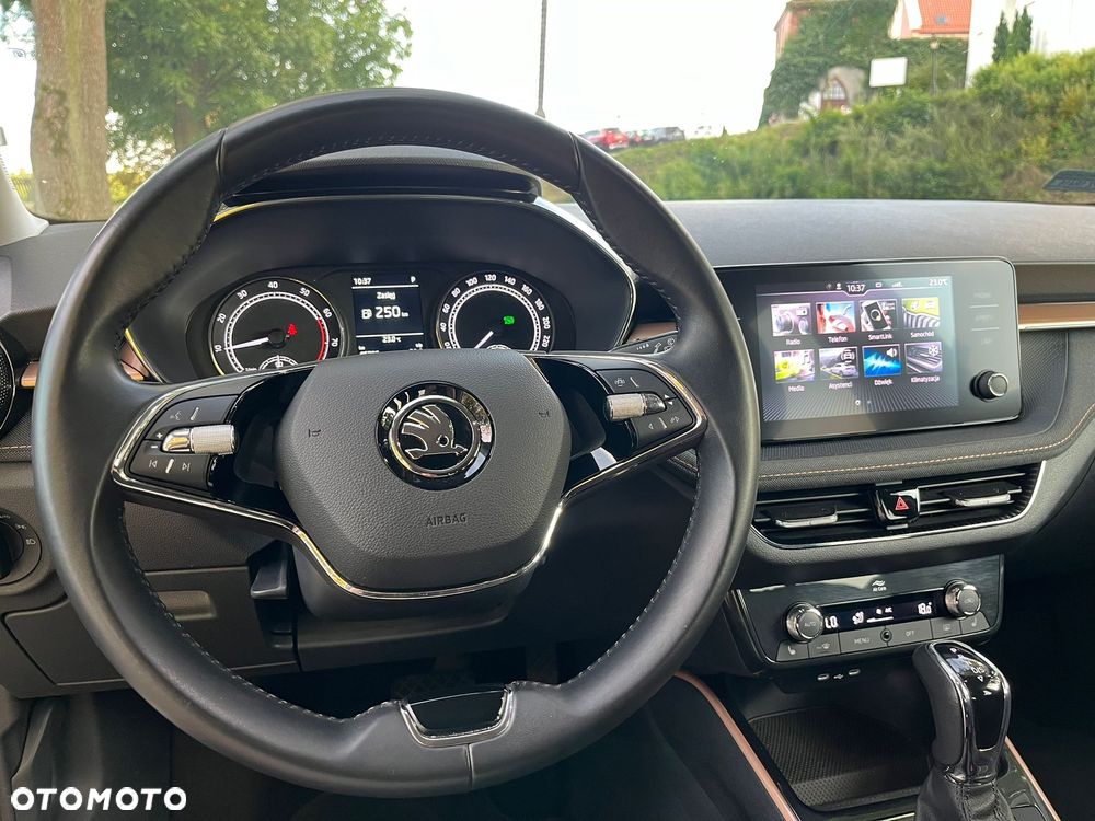 Skoda Fabia 1.0 TSI Style Color DSG - 13