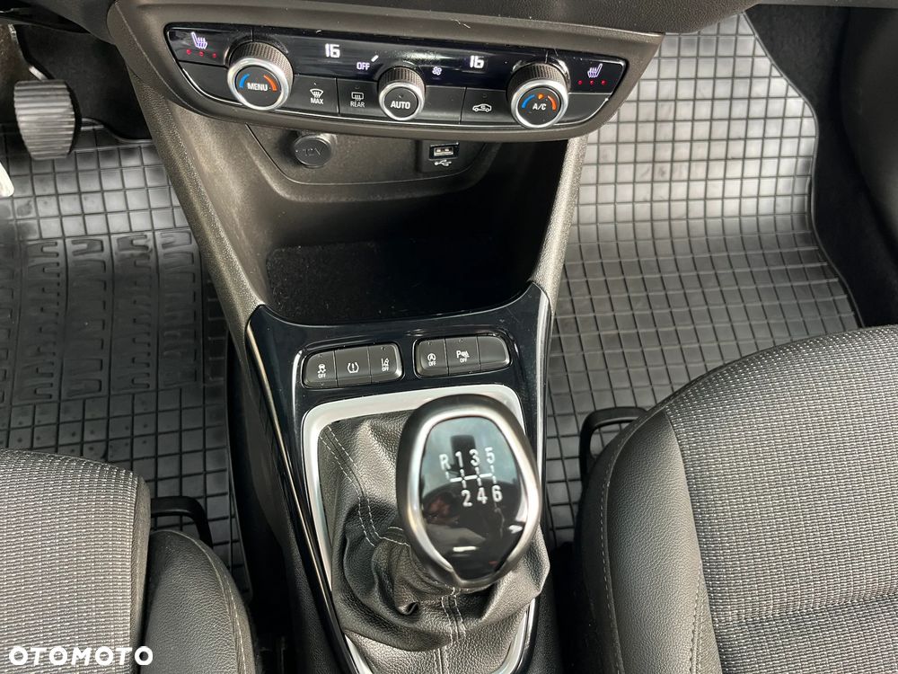 Opel Crossland X - 13