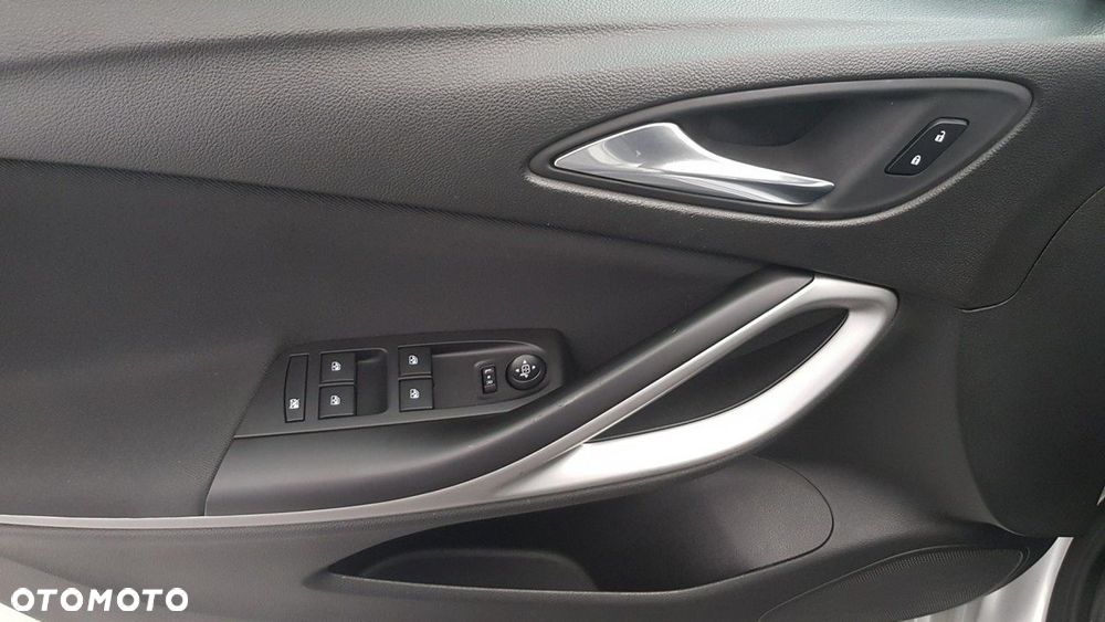 Opel Astra - 18