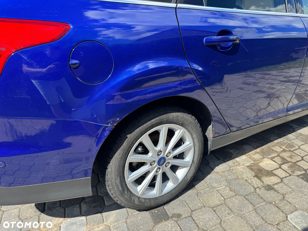 Ford Focus 2.0 TDCi Titanium ASS - 6