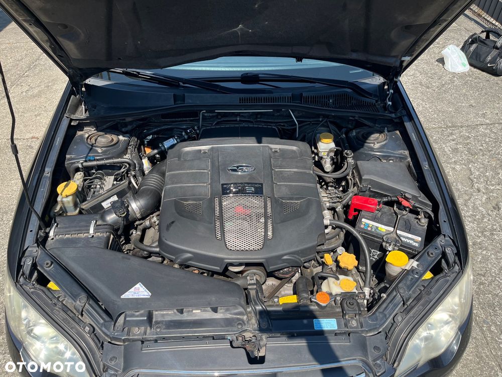 Subaru Legacy 3.0 H6 Spec B - 12