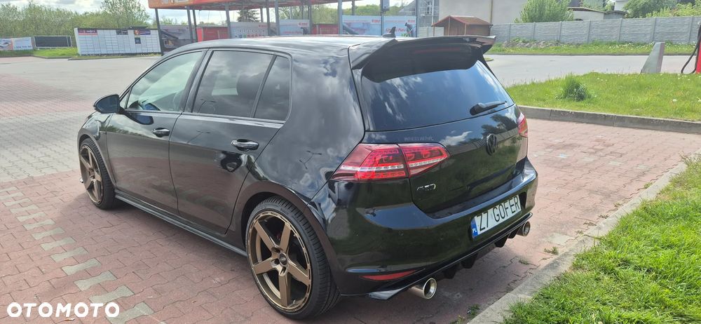 Volkswagen Golf - 5